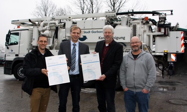 Beginn der Bauarbeiten am Kreisverkehrsplatz (K344) Adolf-Oesterheld-Straße / Albert-Einstein-Straße
