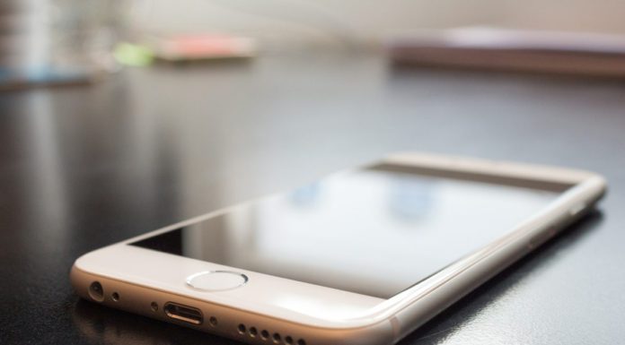 Kinder- und Jugendtelefon Hannover hilft bei Zeugnissorgen