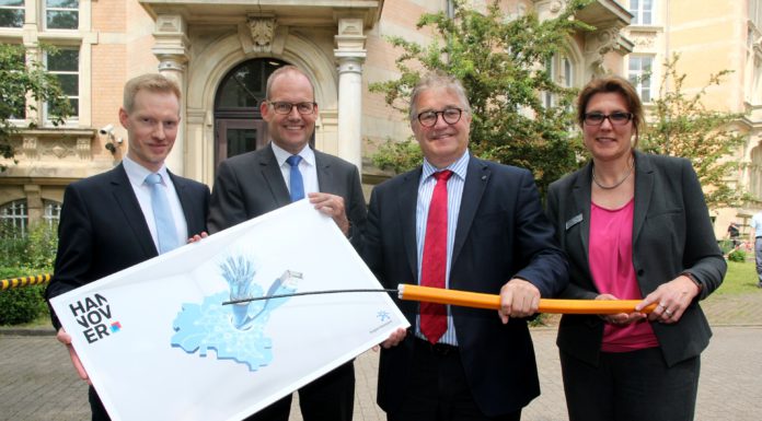 Breitbandausbau: Schnelles Internet für alle Schulen in der Region