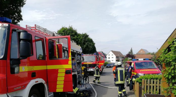 Bewohnerin mit Verbrennungen nach Reihenhausbrand in Luthe