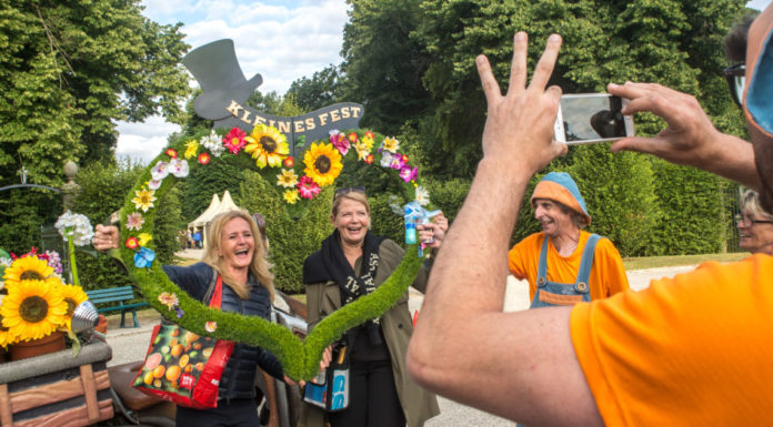 Es geht wieder los – Kleines Fest im großen Garten