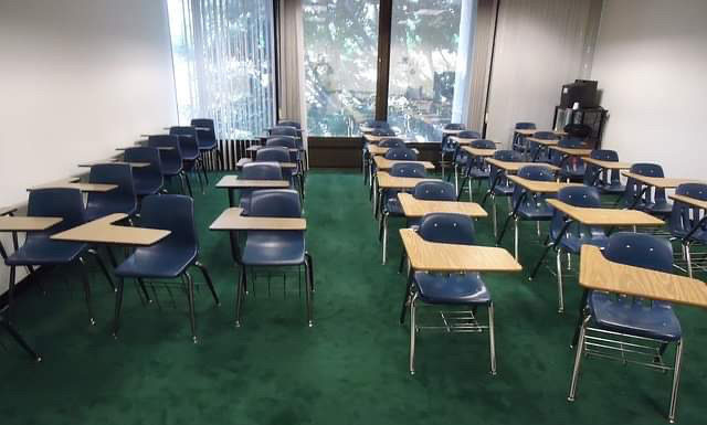 Sturmtief Sabine führt zu Unterrichtsausfall