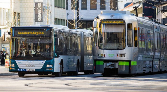ÜSTRA und regiobus passen Sonderfahrpläne an