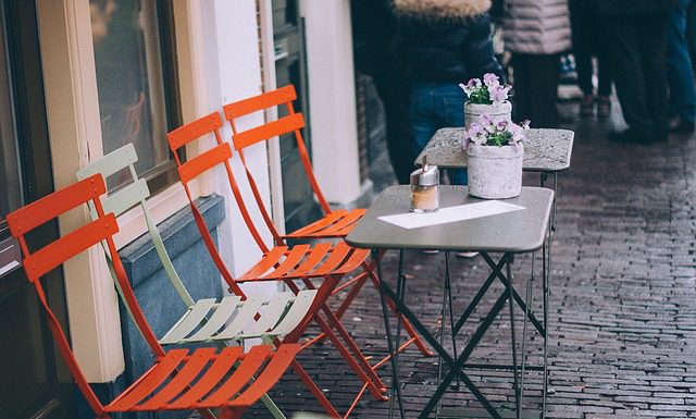 Ab Montag sind Restaurants und Cafe´s wieder geöffnet – aber hier gelten strenge Regeln