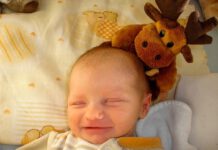 Willkommen, Babys! Wie viele Neugeborene 2020 in den KRH Kliniken auf die Welt gekommen sind