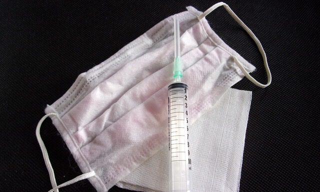 Anmeldung für Termine in den Impfzentren ab Montag ohne Priorisierung möglich – Reihenfolge auf der Warteliste bleibt bestehenin