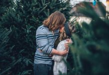 Versöhne-Dich-und-küsse-denjenigen-Tag 2021