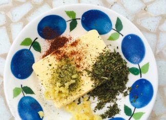 Selbstgemachte Kräuterbutter: Perfekt zum Grillen !