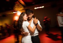 Discofox, Salsa & Walzer: Neue Paartanzkurse in Wunstorf!