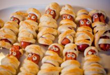 Wunstorf kocht: Mumien zu Halloween aus Würstchen und Pizzateig