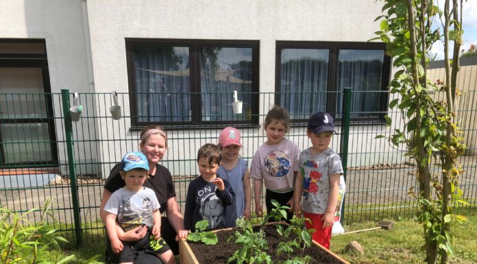 Clever buddeln – Johanniter-Kita Kirschbaum beteiligt sich an Projektwochen