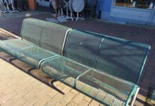 „Nimm dir dein Stück Innenstadt mit nach Hause“ – Verlosung der Olympiabänke der Wunstorfer Innenstadt „Nimm dir dein Stück Innenstadt mit nach Hause“ – Verlosung der Olympiabänke der Wunstorfer Innenstadt