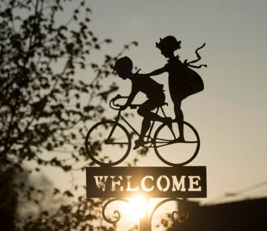 Wettbewerbsstart: Fahrradfreundlichste Unternehmen in der Region Hannover gesucht Wettbewerbsstart: Fahrradfreundlichste Unternehmen in der Region Hannover gesucht