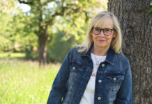 Mitten ins Herz – Lesung am 11.07.2023 in/an der Dorfkirche Luthe Mitten ins Herz - Lesung am 11.07.2023 in/an der Dorfkirche Luthe