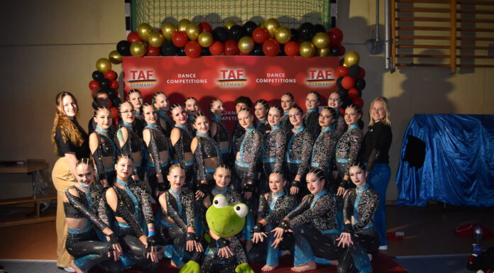 Beeindruckende Platzierungen bei der Disco Dance Deutsche Meisterschaft für Tänzerinnen und Tänzer aus dem TanzCentrum Kressler Beeindruckende Platzierungen bei der Disco Dance Deutsche Meisterschaft für Tänzerinnen und Tänzer aus dem TanzCentrum Kressler