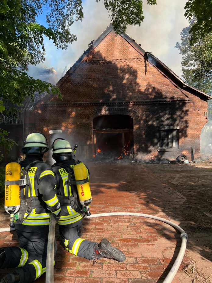 Fachwerkhaus in Luthe nach Feuer vollständig zerstört und unbewohnbar