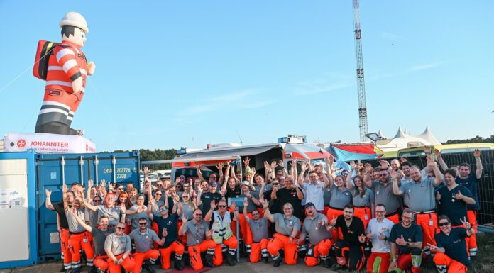 Wunstorfer Johanniter zurück vom Deichbrand Festival: Während 60.000 Festival-Besuchende feierten, schaute Innenministerin Daniela Behrens bei den Johannitern vorbei Wunstorfer Johanniter zurück vom Deichbrand Festival: Während 60.000 Festival-Besuchende feierten, schaute Innenministerin Daniela Behrens bei den Johannitern vorbei