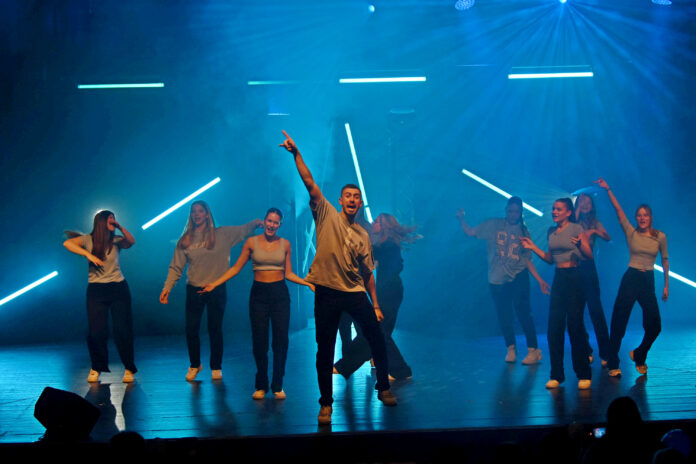 Die Power of Dreams Show vereint Schauspiel, Tanz und Gesang zu einem einzigartigen Erlebnis Die Power of Dreams Show im Stadttheater Wunstorf zeigt die Kraft der Träume und begeistert mit Emotionen und Interaktivität