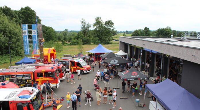 Großer Andrang beim Tag der offenen Tür der Ortsfeuerwehren Bokeloh und Mesmerode 2025 Der Tag der offenen Tür der Ortsfeuerwehren Bokeloh und Mesmerode bot ein vielfältiges Programm bei großem Andrang