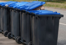 Altpapiertonne für auch Mieter: aha startet neues Serviceangebot zur Altpapierentsorgung Das neue aha-Serviceangebot soll Altpapierentsorgung in der Region verbessern: Altpapiertonne auch für Mieter möglich