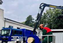 Erste gemeinsame Ausbildung von Feuerwehr und THW im Bereich Sägen erfolgreich durchgeführt Die erste gemeinsame Ausbildung im Bereich Sägen war ein voller Erfolg und zeigt die Bedeutung der Zusammenarbeit von Feuerwehr und THW