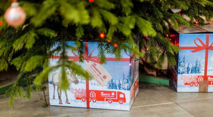 Nikolaus zu Gast beim Weihnachtstrucker: Johanniter laden zu festlichem Erlebnis ein Johanniter laden zu festlichem Erlebnis ein: Am 6. Dezember erwartet ein abwechslungsreiches Programm für Groß und Klein