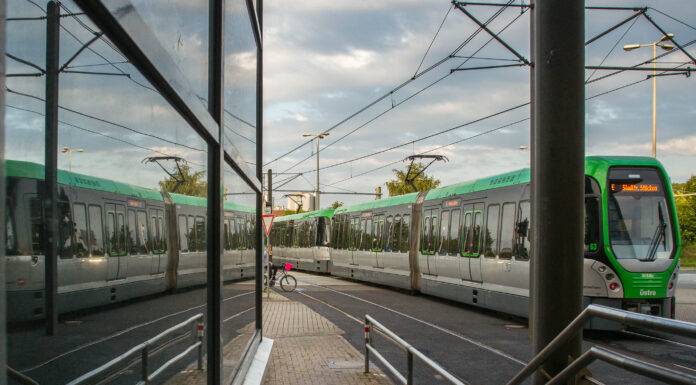 Änderungen im Feiertagsverkehr: So fahren Busse, Bahnen und sprinti an Weihnachten Änderungen im Feiertagsverkehr an Weihnachten: So fahren ÜSTRA-Busse, -Bahnen und sprinti in der Festzeit