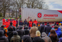 Johanniter-Weihnachtstrucker bringen 4950 Pakete nach Rumänien und Ukraine Johanniter-Weihnachtstrucker bringen 4950 Pakete nach Rumänien und Ukraine. Ein großes Engagement für bedürftige Menschen