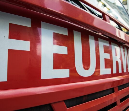 Unklare Rauchentwicklung sorgt für Fehlalarm am Tienberg. Rauchentwicklung sorgt für Fehlalarm am Tienberg. Besser einmal zu viel die Feuerwehr verständigt als einmal zu wenig