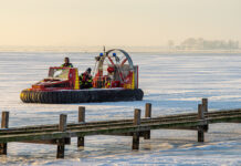 Feuerwehr Steinhude rettet Eissegler und behandelt weiteren Notfall Feuerwehr Steinhude rettet Eissegler und behandelt weiteren Notfall