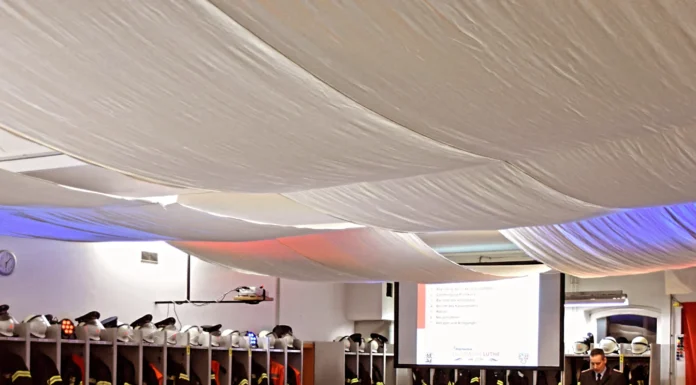 Förderverein Feuerwehr Luthe e.V. feiert 10 Jahre und Versammlung der Feuerwehr Luthe Förderverein Feuerwehr Luthe e.V. feiert 10 Jahre und Versammlung der Feuerwehr Luthe