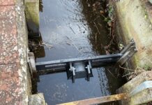 Neue Fischklappe verhindert künftig Fischsterben in Großenheidorn-Strand Die neue Fischklappe verhindert künftig Fischsterben und schützt die regionale Tierwelt vor Sauerstoffmangel im Graben