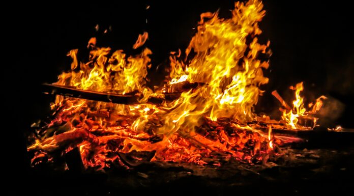 Osterfeuer – Hier lodern die Flammen in Wunstorf Osterfeuer-Fahrplan: Diese Flammen – alle Termine am 04.04.2026 mit Uhrzeiten und genauen Orten in den Ortschaften