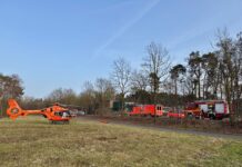 Schwerer Verkehrsunfall auf der K332 – Motorradfahrer verstirbt an der Unfallstelle Motorradfahrer verstirbt an der Unfallstelle. Schwerer Verkehrsunfall auf der K332 fordert mehrere Verletzte