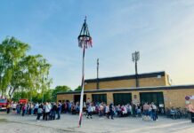 Das Maibaumaufstellen geht in die 12. Runde: Die Freiwillige Feuerwehr Großenheidorn lädt ein Das Maibaumaufstellen geht in die 12. Runde: Die Freiwillige Feuerwehr Großenheidorn lädt ein, am 30. April mit dabei zu sein