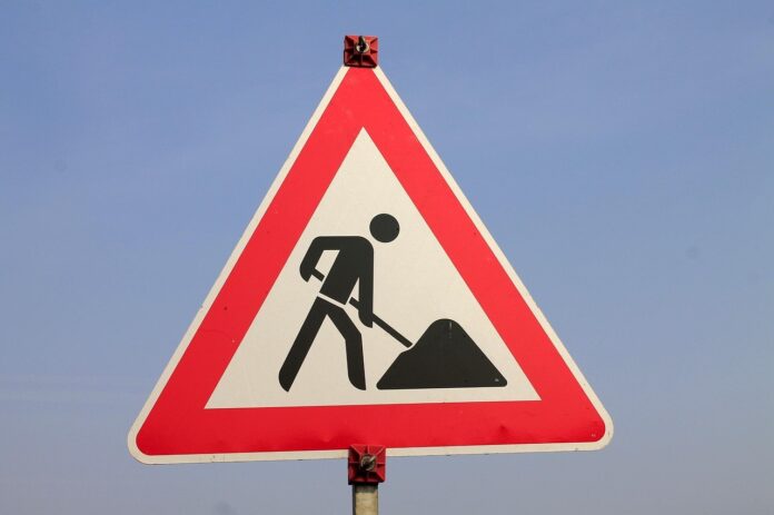 Ab dem 3. August 2026 starten Bauarbeiten an der Kreuzung Ludwig-Richter-Straße: In der Ludwig-Richter-Straße wird bis Ende 2026 wegen Kanalbau gebaut