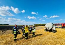 Flächenbrand zwischen Kolenfeld und Wunstorf an der L 392 gestoppt Am Samstagnachmittag stoppte die Stadtfeuerwehr Wunstorf an der L 392 zwischen Kolenfeld und Wunstorf einen Flächenbrand, Landwirte unterstützen