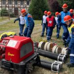 Rund 500 Besucher feiern den Jubiläums-Tag der Feuerwehr Kolenfeld 500 Besucher erlebten am Samstag in Kolenfeld den Jubiläums-Tag der Feuerwehr mit Vorführungen, Fahrzeugen und Musik